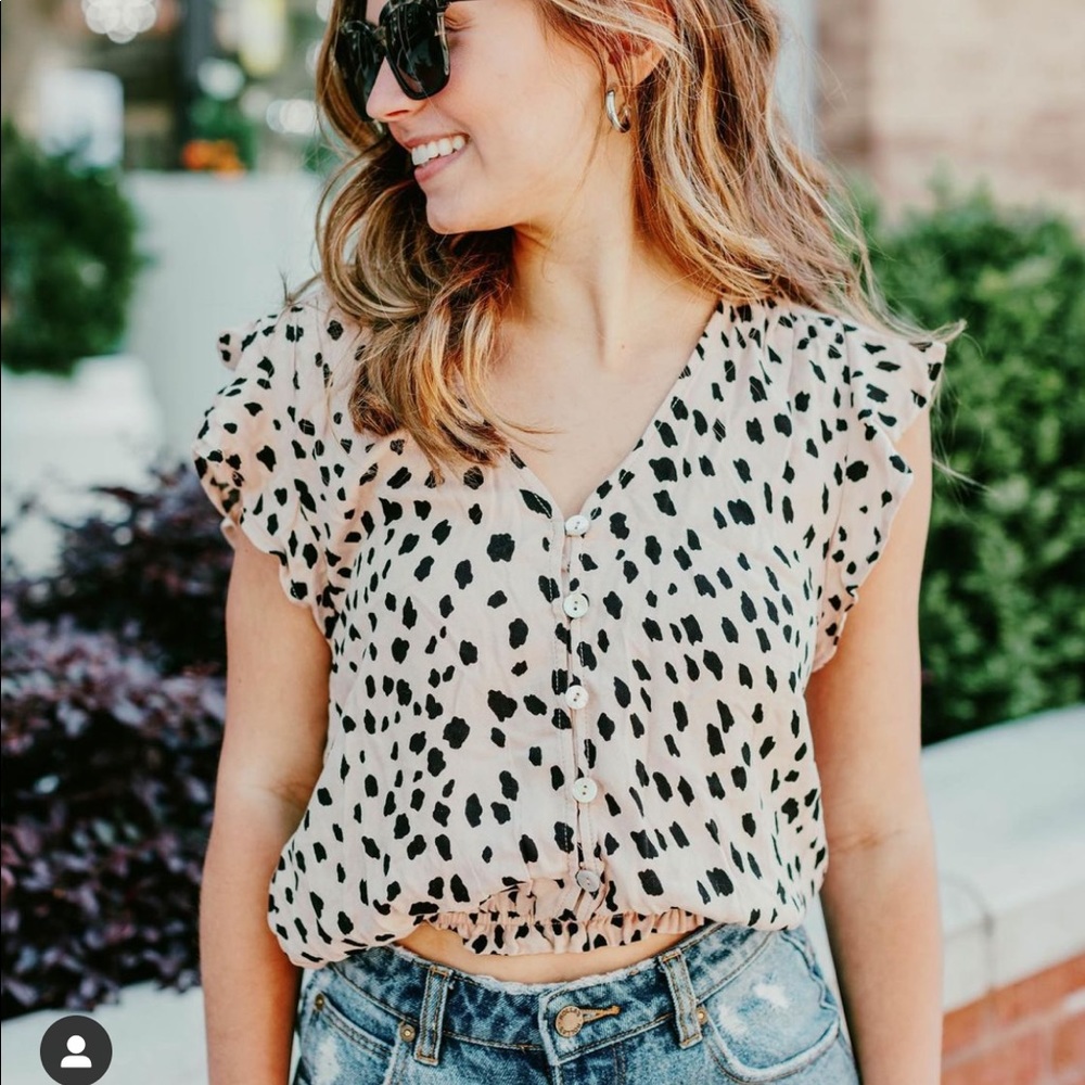 Leopard Crop